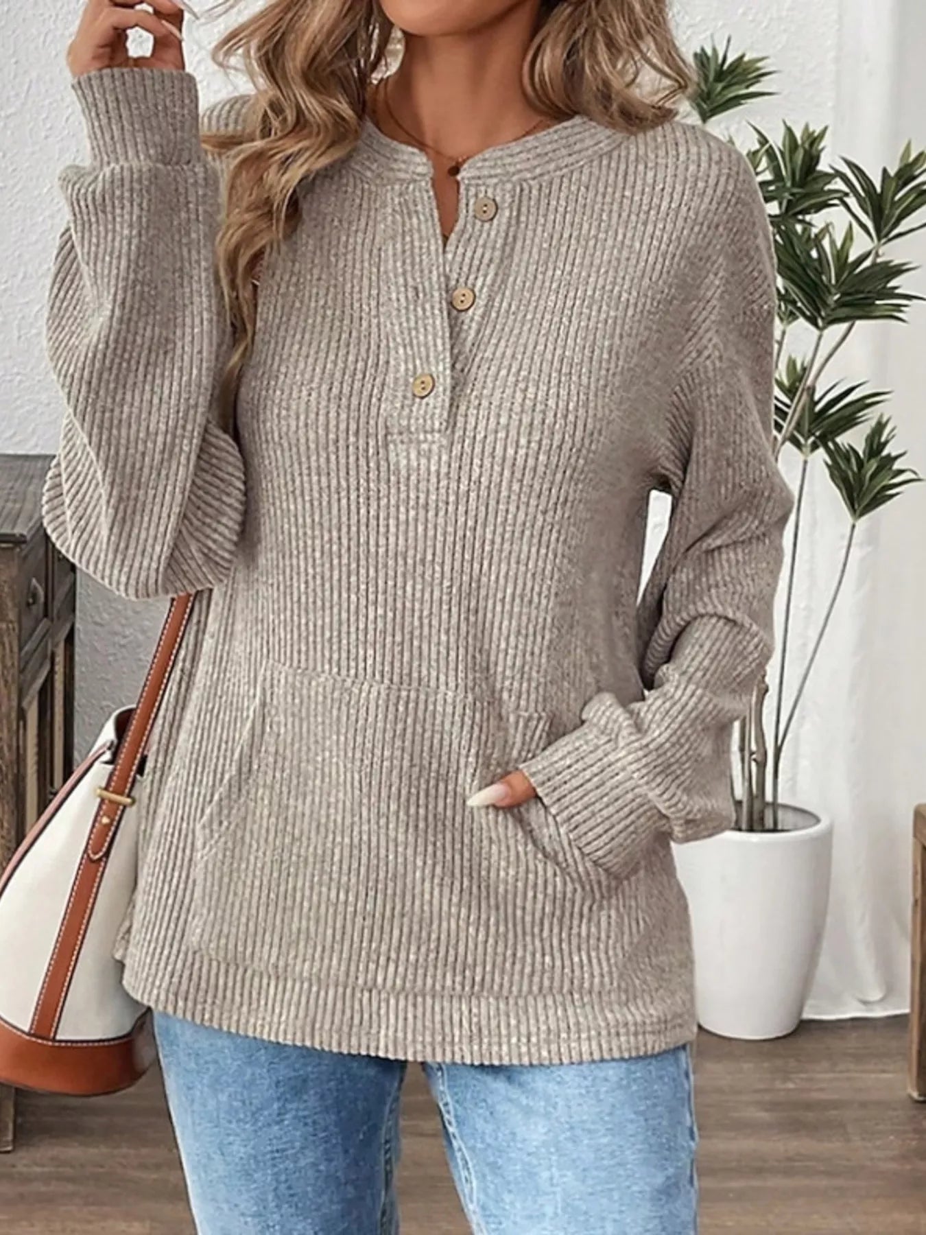 Ribbed Button Detail Long Sleeve T-Shirt - L’atelier Sublime