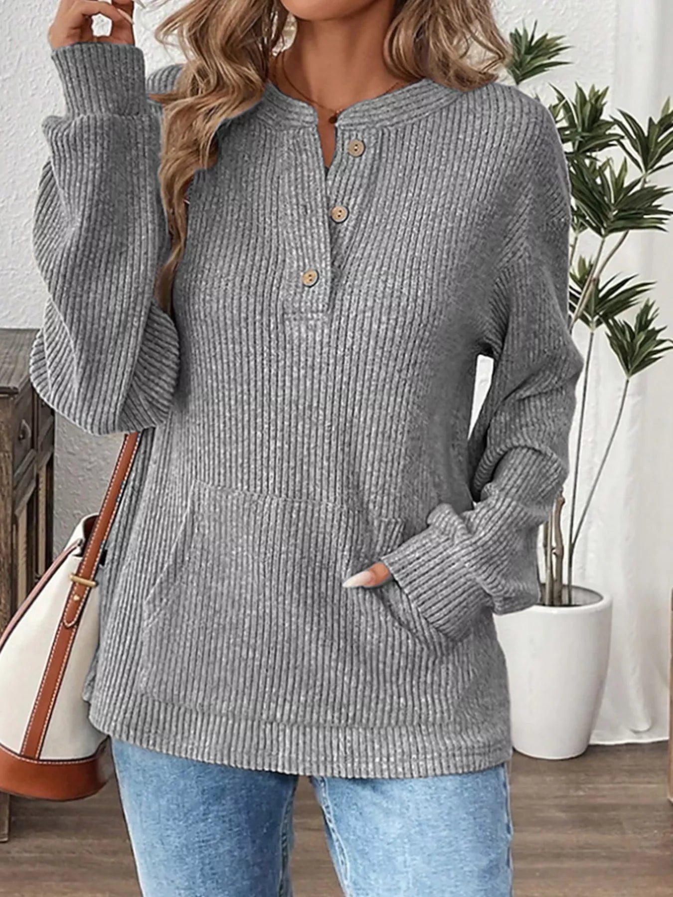 Ribbed Button Detail Long Sleeve T-Shirt - L’atelier Sublime